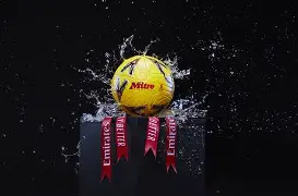 多米-张琳芃亮鞋钉飞踹戴维斯